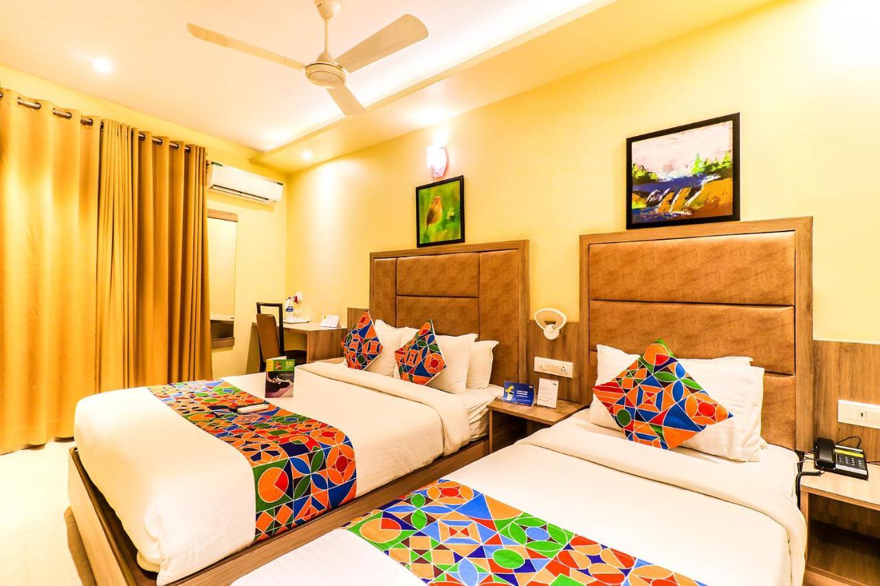 Hygenic Hotel Lotus Grand Andheri Mumbai Exteriör bild