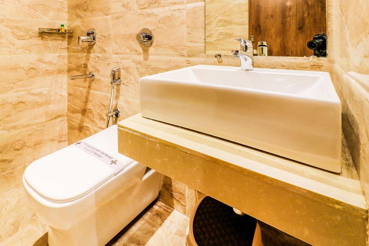 Hygenic Hotel Lotus Grand Andheri Mumbai Exteriör bild